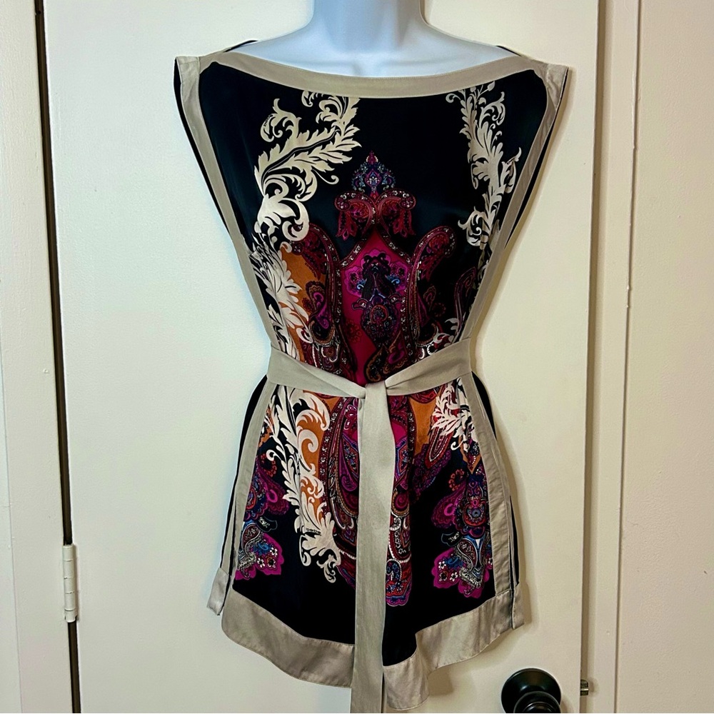 Bebe | 100% Silk Tunic Blouse w/ Wrap - Size XS - Paisley Print - Picture 4 of 9